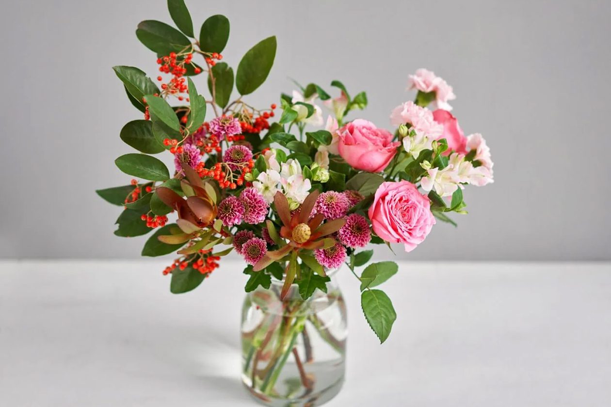 10 prelepih cveća koje se dobro slažu sa karanfilima